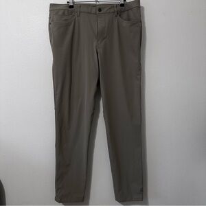 Lululemon Men’s Pants Size 36